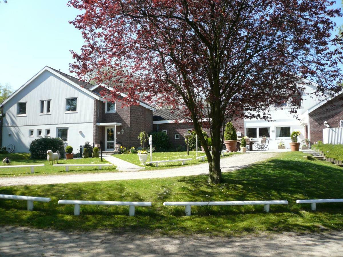 Отель Landhaus Dr. Seiffert Шарбойц Экстерьер фото